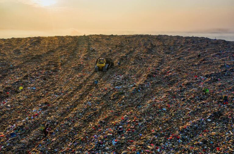 Missouri Governor Parson Ends Controversial Landfill Plan with New Law